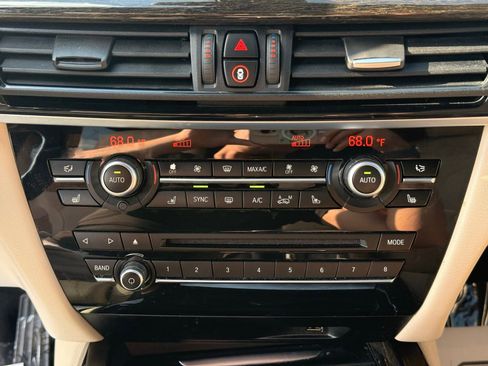 Used 2018 BMW X5 xDrive35i AWD/4WD image 23