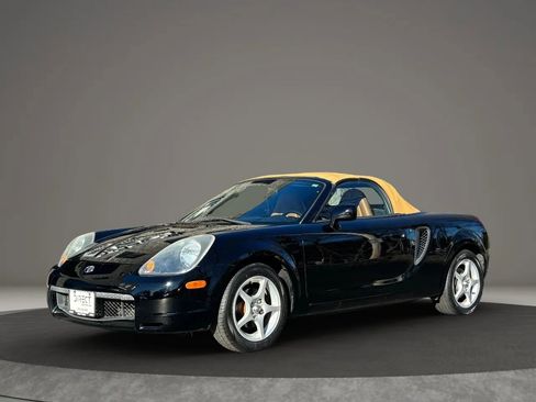 Used 2002 Toyota MR2 image 1