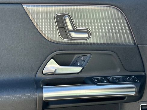 Certified 2021 Mercedes-Benz GLA 250 image 19