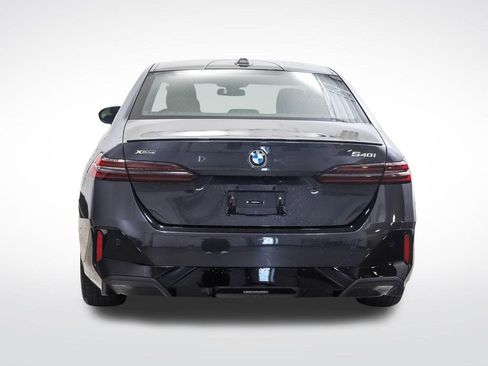 Used 2026 BMW 540i xDrive AWD/4WD image 4