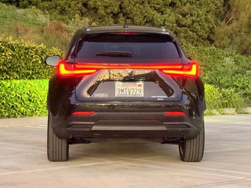 Certified 2025 Lexus NX 450h+ AWD w/ Luxury Package image 10