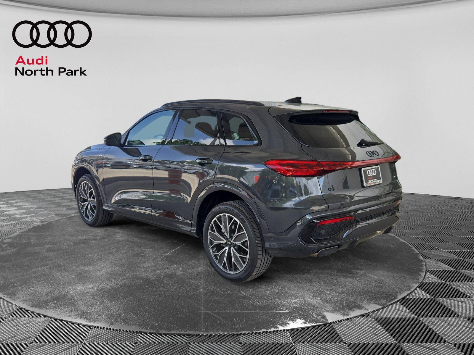 New 2026 Audi Q5 Premium AWD/4WD image 3