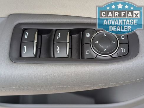Used 2022 Cadillac XT5 Premium Luxury w/ Technology Package FWD image 21