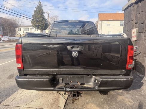 Used 2006 Dodge Ram 2500 Truck SLT image 6