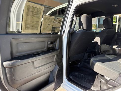 Used 2022 RAM 5500 Tradesman w/ Chrome Appearance Group image 27