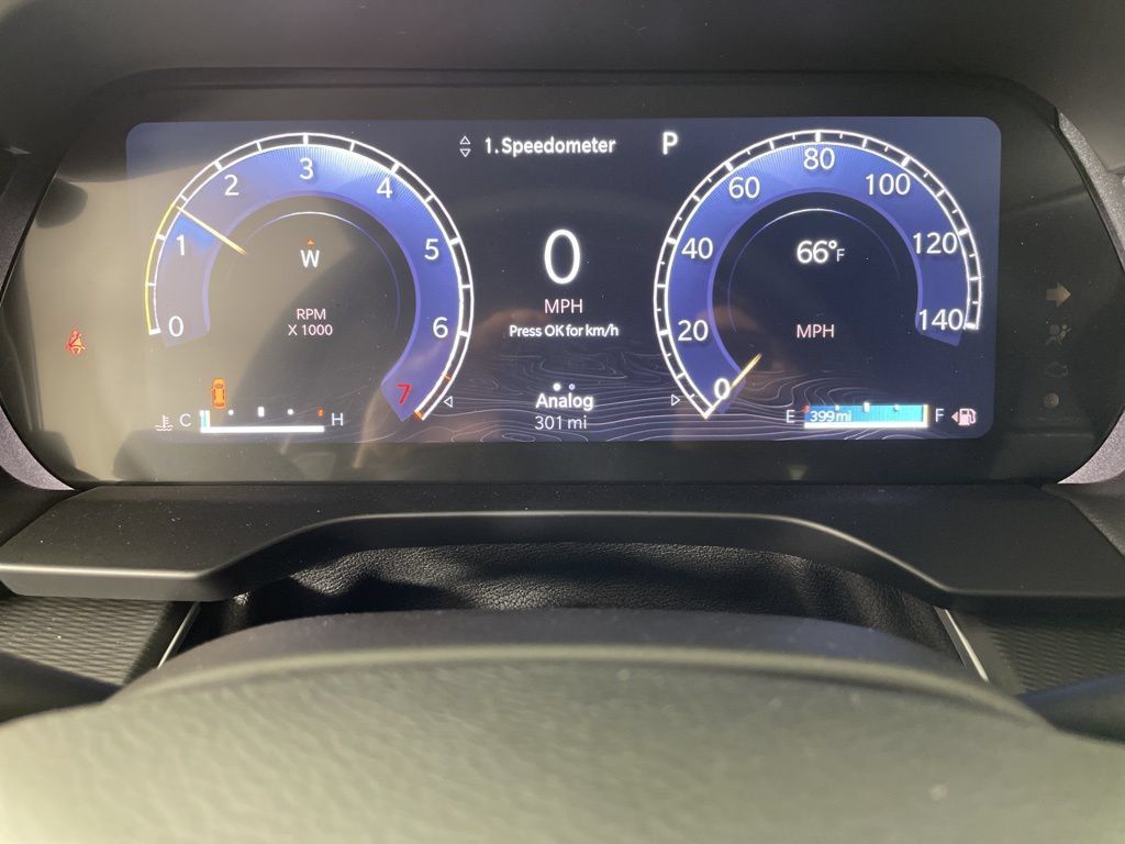 New 2025 Jeep Grand Cherokee Laredo X w/ Luxury Tech Group I AWD/4WD image 25