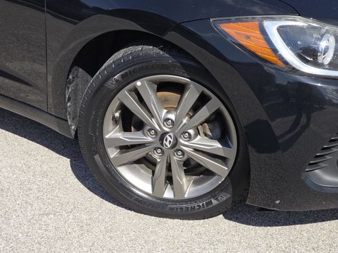 Used 2018 Hyundai Elantra SEL FWD image 8