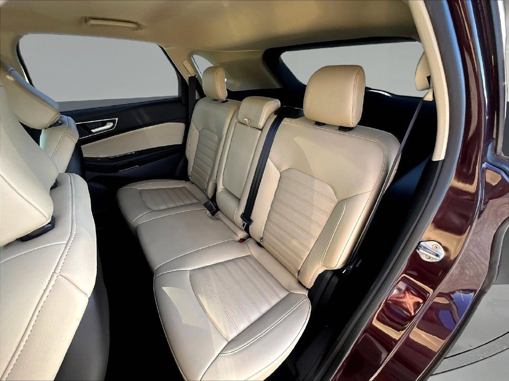 Used 2020 Ford Edge SEL w/ Convenience Package FWD image 26
