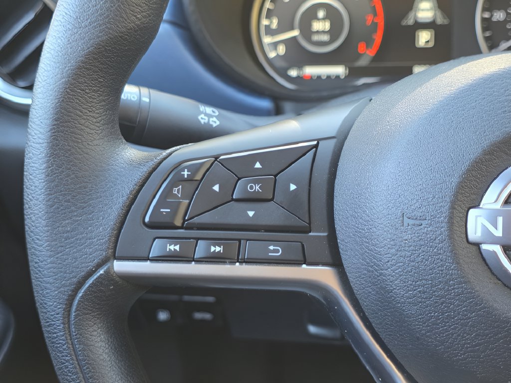 Used 2025 Nissan Versa SV w/ Trunk Package FWD image 16