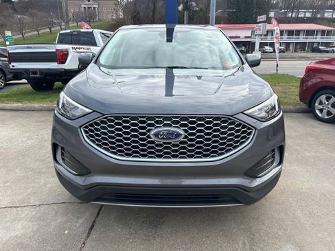 Used 2023 Ford Edge SEL image 2