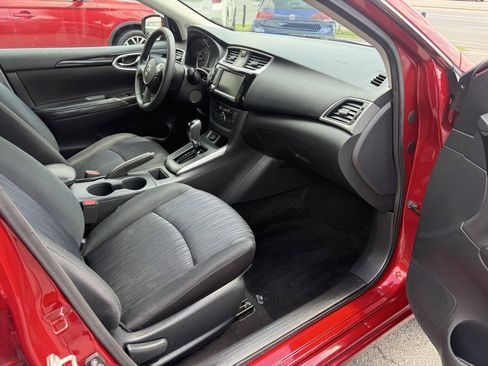 Used 2019 Nissan Sentra SV w/ Special Edition Package FWD image 13