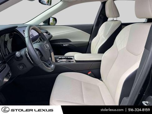 Certified 2023 Lexus RX 350 Premium w/ Cold Area Package AWD/4WD image 20