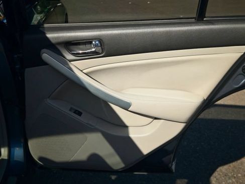 Used 2006 INFINITI G35 Sedan w/ (P03) Premium Pkg C RWD image 47
