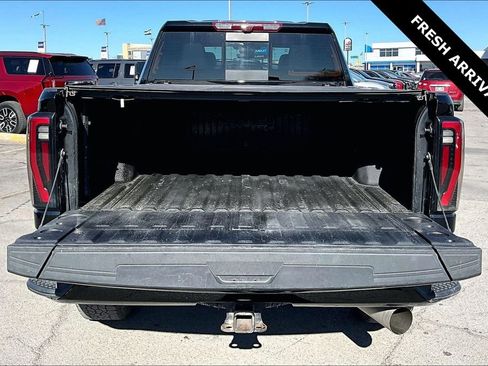 Used 2024 GMC Sierra 2500 AT4 w/ AT4 Premium Plus Package image 7