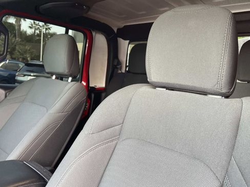 Used 2021 Jeep Gladiator Willys image 20