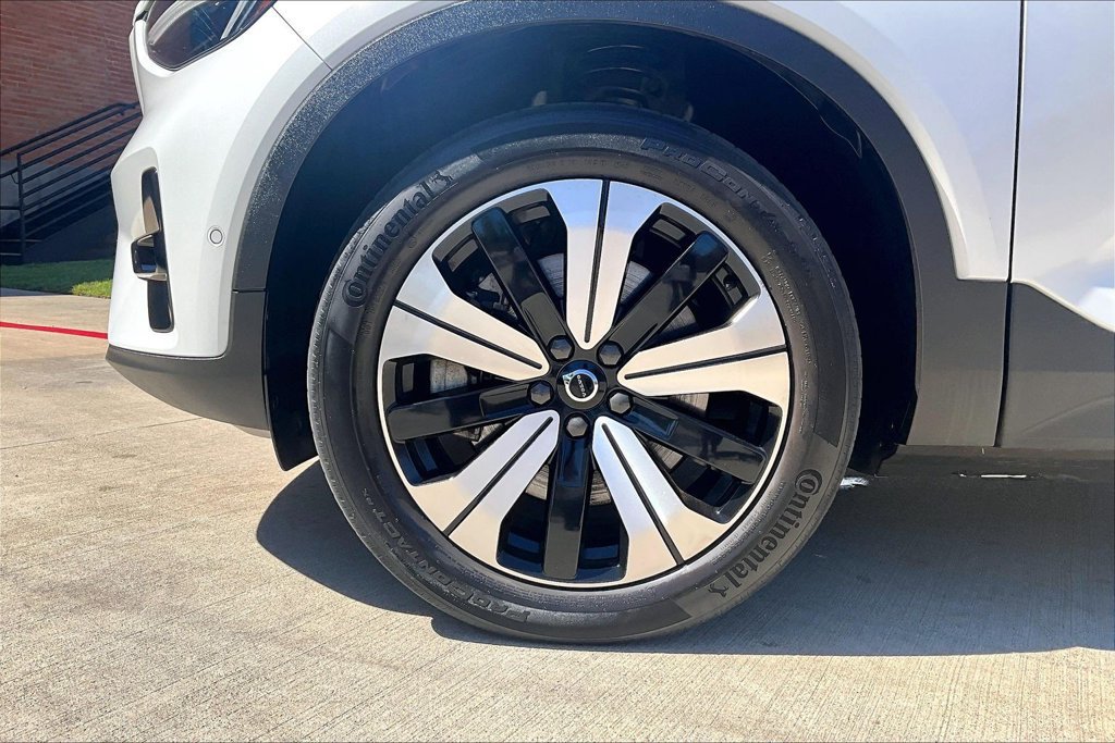 Used 2023 Volvo C40 P8 Recharge Plus AWD/4WD image 11