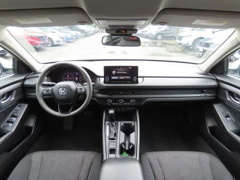 Used 2023 Honda Accord LX image 16