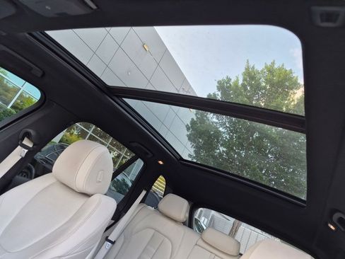 Used 2021 BMW X5 sDrive40i w/ M Sport Package RWD image 13