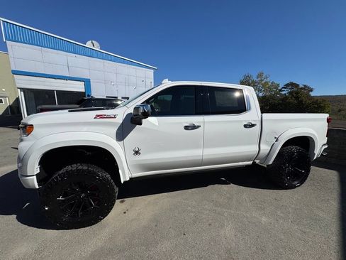 New 2025 Chevrolet Silverado 1500 LTZ AWD/4WD image 4