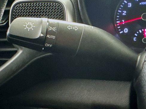 Used 2021 Kia Soul S image 12