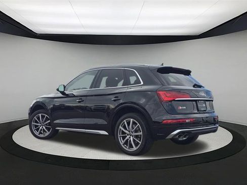 Certified 2023 Audi SQ5 Premium Plus image 5