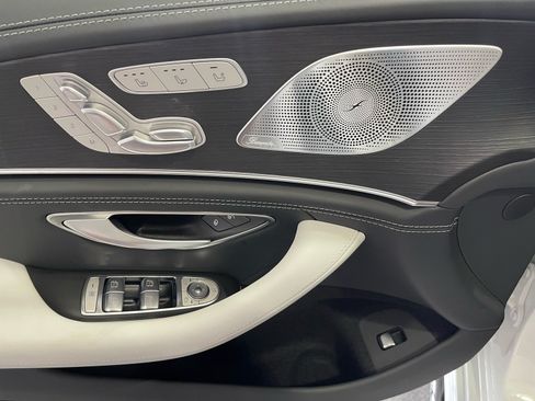 Used 2025 Mercedes-Benz AMG GT 63 image 27