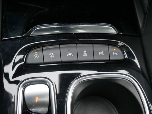 Used 2023 Buick Envision Avenir AWD/4WD image 23