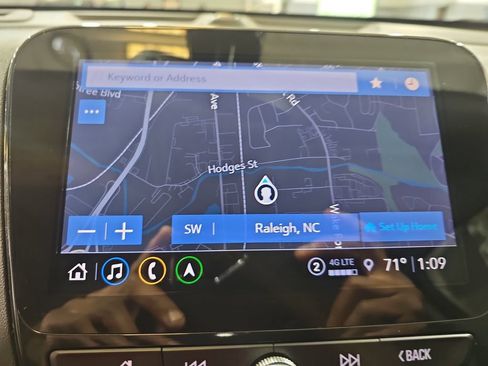 Used 2022 Chevrolet Equinox Premier FWD image 22