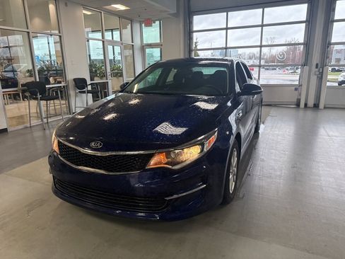 Used 2018 Kia Optima LX image 12
