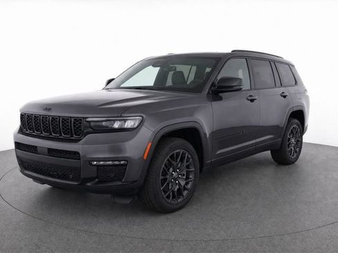 Used 2025 Jeep Grand Cherokee L Summit AWD/4WD image 3