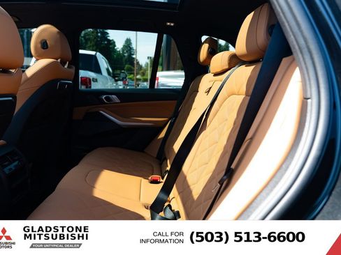 Used 2024 BMW X5 xDrive40i w/ Premium Package AWD/4WD image 22