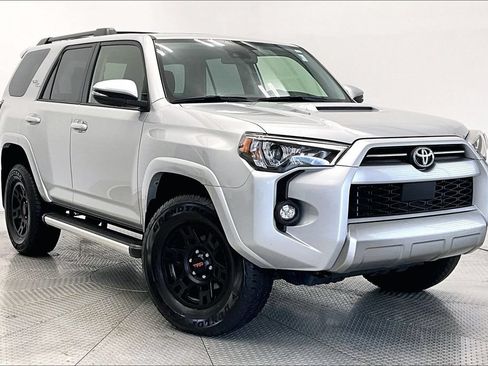 Used 2023 Toyota 4Runner TRD Off-Road Premium w/ Moonroof Package AWD/4WD image 11