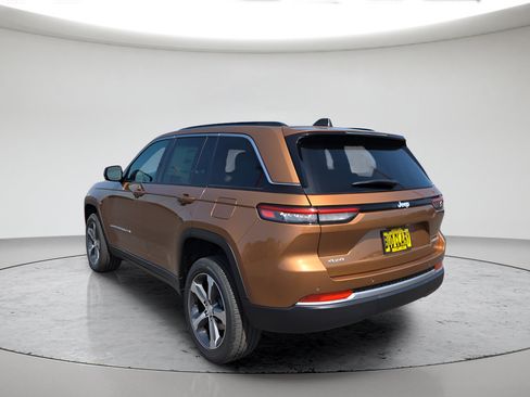 New 2026 Jeep Grand Cherokee Limited AWD/4WD image 5