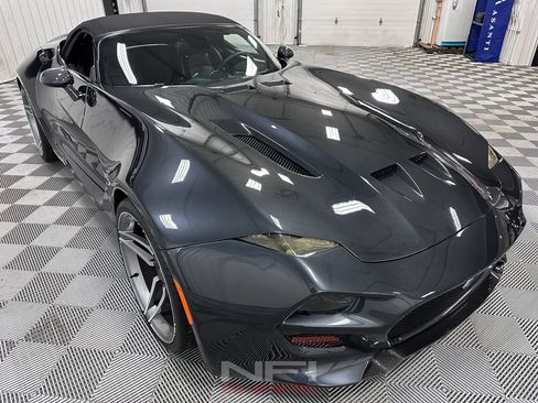 Used 2014 SRT Viper GTS w/ GTS Laguna Interior Package RWD image 10