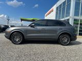 Used 2021 Porsche Cayenne S image 2