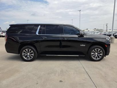 Used 2023 Chevrolet Suburban LT w/ Luxury Package