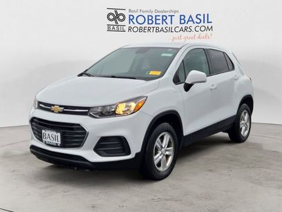 Used 2022 Chevrolet Trax LS w/ Tint and Cruise Package