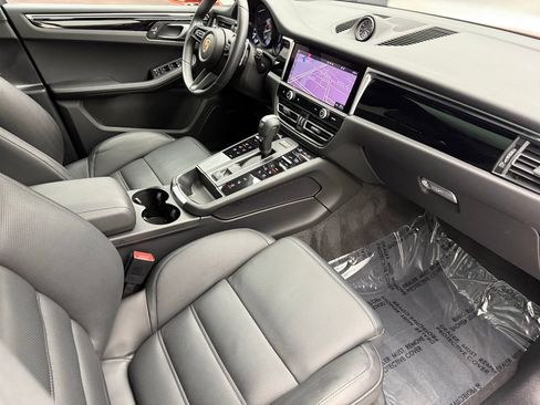 Used 2024 Porsche Macan S image 35