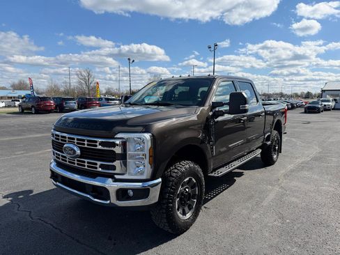 Used 2024 Ford F250 XLT w/ Tremor Off-Road Package image 9