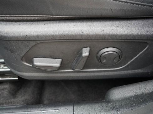 Certified 2025 Kia Sportage SX Prestige AWD/4WD image 24