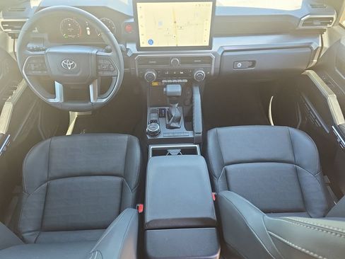 Used 2026 Toyota 4Runner TRD Off-Road Premium AWD/4WD image 9