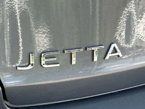 Used 2024 Volkswagen Jetta SE FWD image 20