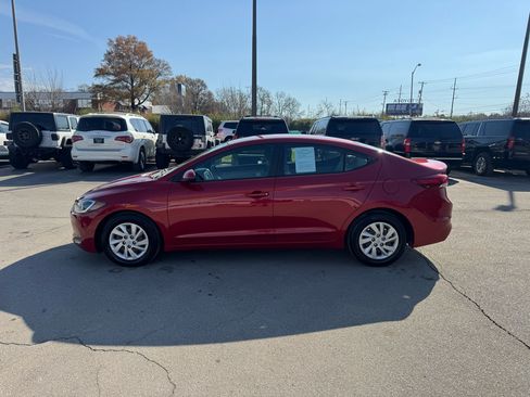 Used 2018 Hyundai Elantra SE w/ Cargo Package image 6