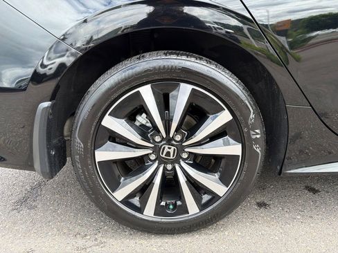 Used 2022 Honda Civic EX image 9