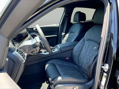 Used 2027 BMW X6 M60i AWD/4WD image 7