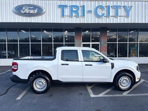 New 2026 Ford Maverick XL image 1