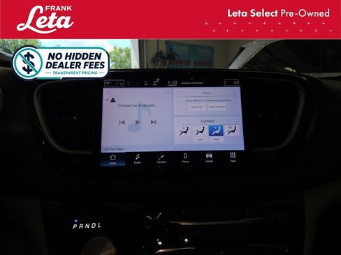 Used 2022 Chrysler Pacifica Touring-L FWD image 9