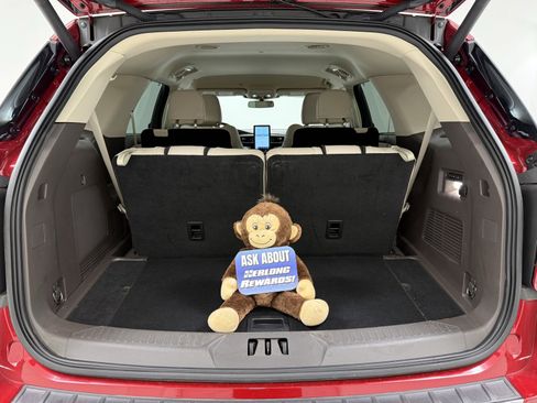 Used 2023 Ford Explorer Platinum w/ Technology Package image 7