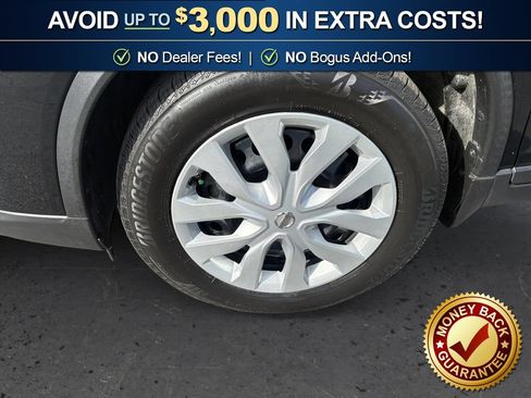 Used 2016 Nissan Rogue S FWD image 13