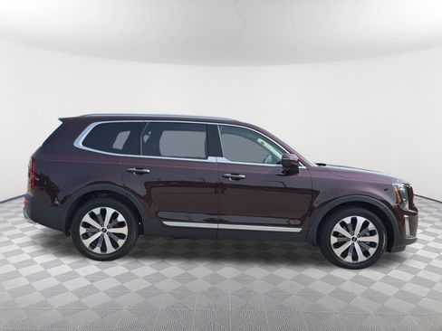 Used 2022 Kia Telluride S FWD image 17